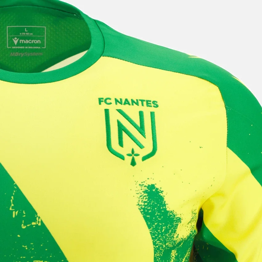 Camisas de calentamiento para adultos del FC Nantes 2025/26 Camisas de calentamiento para adultos del FC Nantes 2025/26