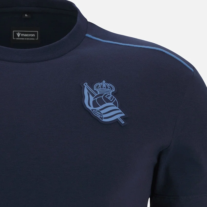 Camisas de entrenamiento para adultos de la Real Sociedad 2025/26 en estilo Athleisure Camisas de entrenamiento para adultos de la Real Sociedad 2025/26 en estilo Athleisure