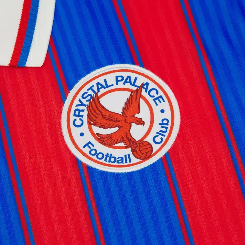 Camisas vintage para adultos del Crystal Palace 2025/26, equipación limitada Camisas vintage para adultos del Crystal Palace 2025/26, equipación limitada
