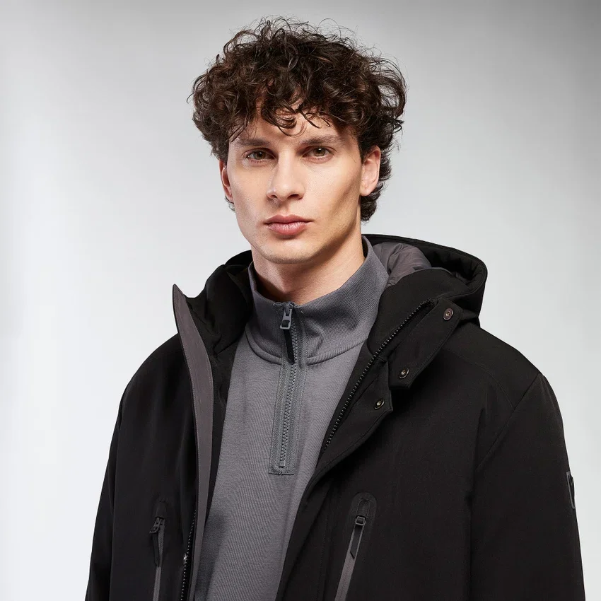 Chaqueta acolchada impermeable con capucha Winterfall Chaqueta acolchada impermeable con capucha Winterfall