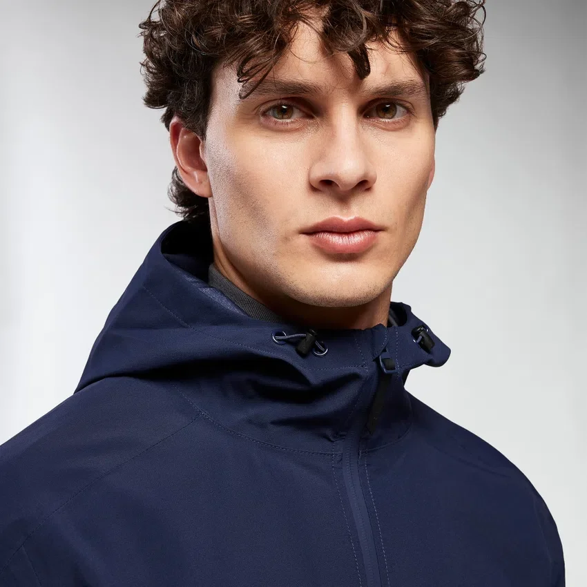 Chaqueta técnica impermeable Stormshade con capucha Chaqueta técnica impermeable Stormshade con capucha