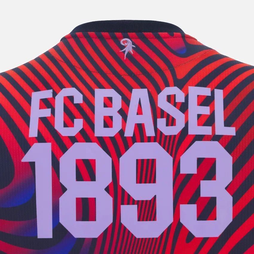 Equipación de calentamiento del FC Basilea 2025/26 Equipación de calentamiento del FC Basilea 2025/26