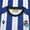 Equipación de local para adultos de la Real Sociedad 2025/26 Equipación de local para adultos de la Real Sociedad 2025/26