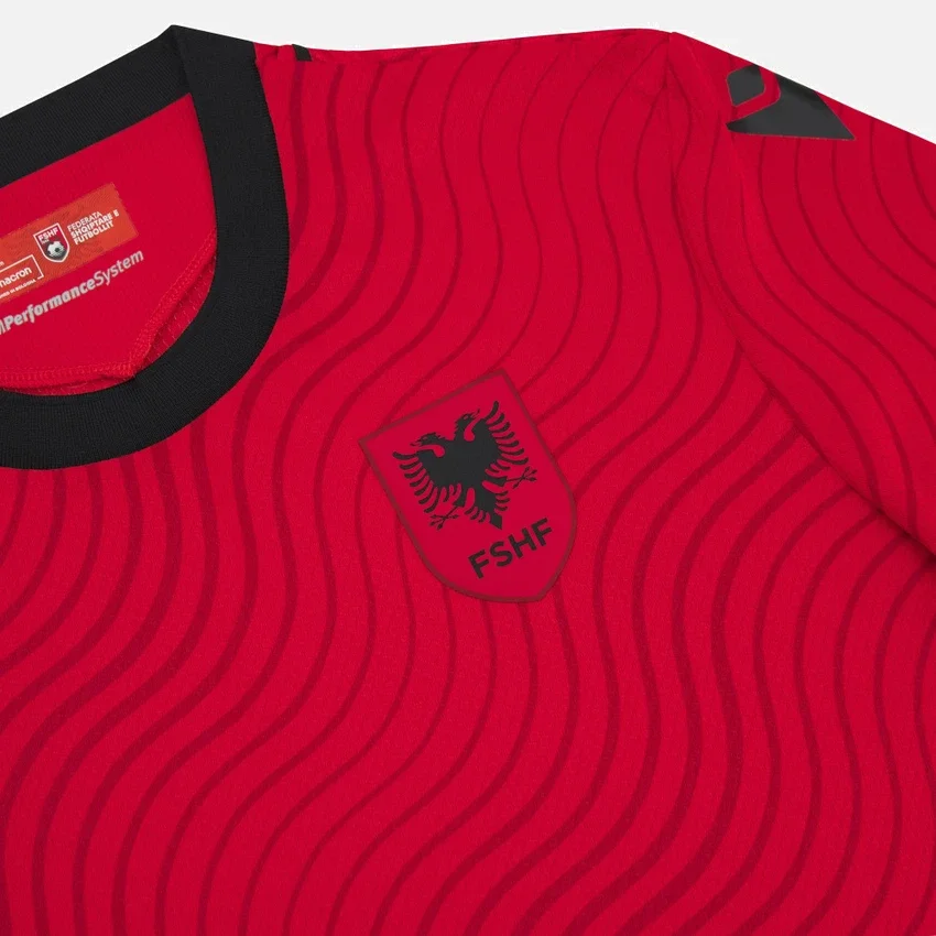 Equipación de local para adultos de la selección nacional de Albania FSHF 2026/27 Equipación de local para adultos de la selección nacional de Albania FSHF 2026/27