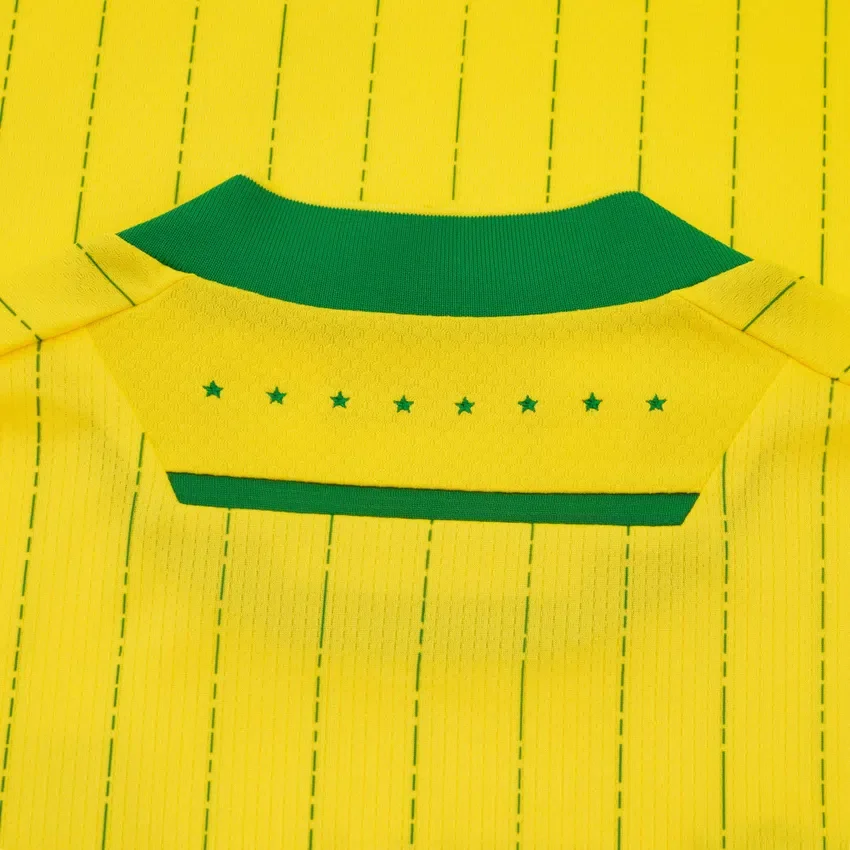 Equipación de local para adultos del FC Nantes 2025/26 Equipación de local para adultos del FC Nantes 2025/26