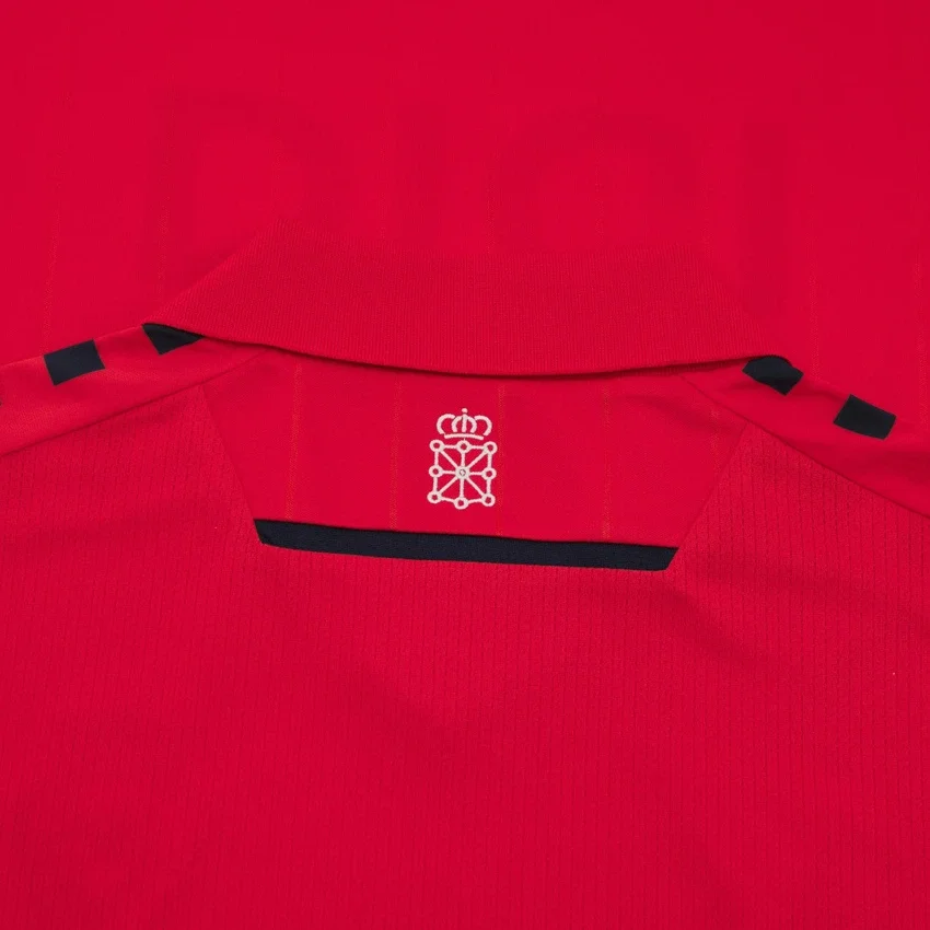 Equipación de local para adultos del Osasuna 2025/26 Equipación de local para adultos del Osasuna 2025/26