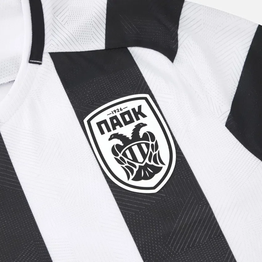 Equipación de local para adultos del PAOK FC 2025/26 Equipación de local para adultos del PAOK FC 2025/26