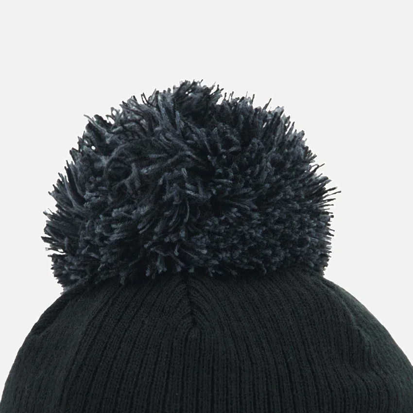 Gorro con pompón Barbarians 2025/26 Gorro con pompón Barbarians 2025/26