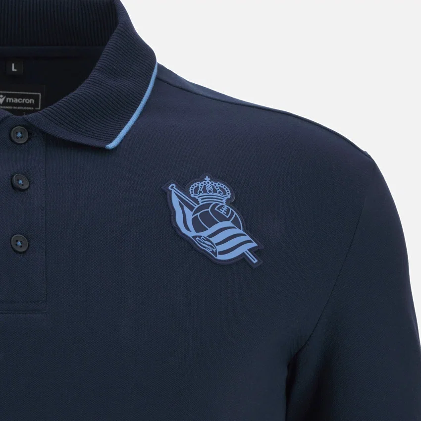 Polo deportivo Athleisure para adultos de la Real Sociedad 2025/26 Polo deportivo Athleisure para adultos de la Real Sociedad 2025/26