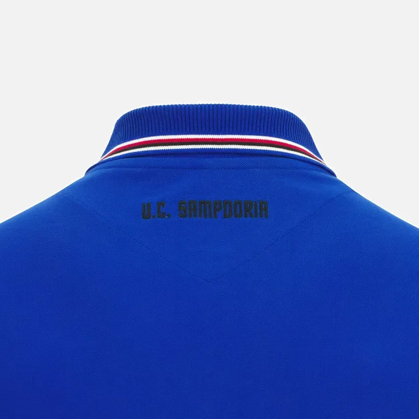Polos de viaje para jugadores adultos U.C. Sampdoria 2025/26 Athleisure Polos de viaje para jugadores adultos U.C. Sampdoria 2025/26 Athleisure