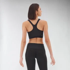 Top deportivo Beatrix